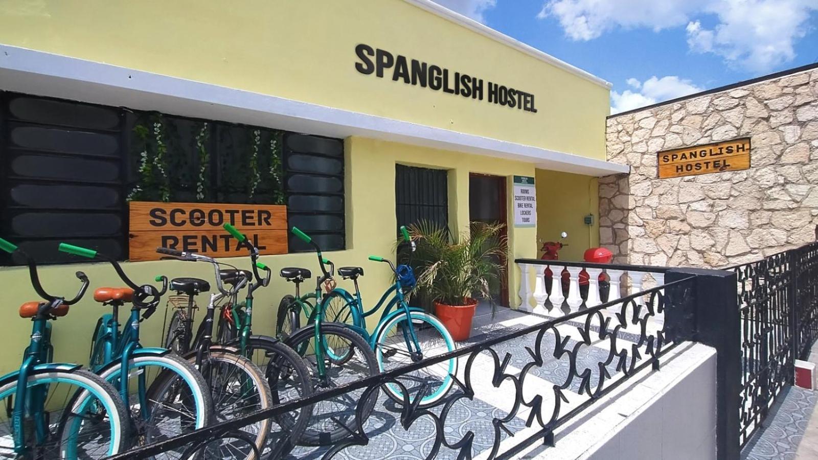 Spanglish Hostel Valladolid  Exterior foto